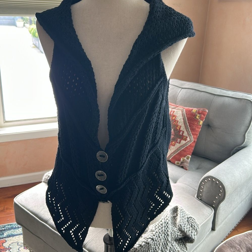 Pure hand knit crocheted vest size medium/large black